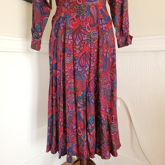 Vintage 70s Burgundy Paisley Button Front Long Sleeve Pleated Shirt Dress Size 4 - Picture 8 of 16